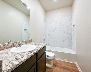 218 Mount Vernon Way - Photo Thumbnail 21