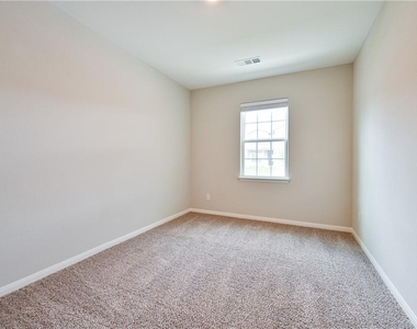 218 Mount Vernon Way - Photo Thumbnail 25