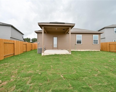 218 Mount Vernon Way - Photo Thumbnail 31
