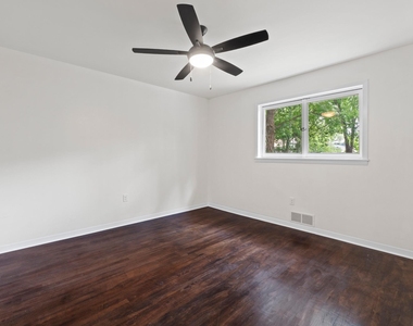 1110 Somerset Ave - Photo Thumbnail 15