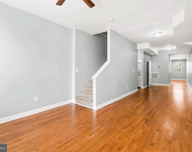 1912 W Baltimore Street - Photo Thumbnail 10