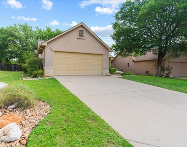 104 Whitewing Way - Photo Thumbnail 6