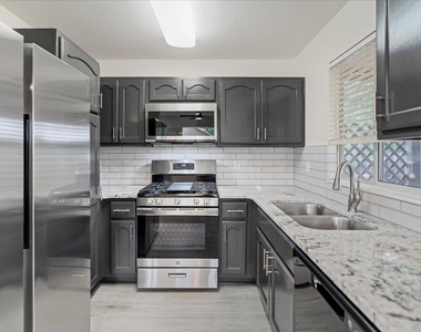 104 Whitewing Way - Photo Thumbnail 9