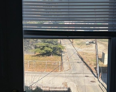 1612 W Lexington Street - Photo Thumbnail 2