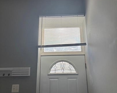 1612 W Lexington Street - Photo Thumbnail 23