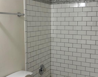 1612 W Lexington Street - Photo Thumbnail 15