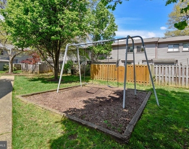 1059 Cedar Ridge Court - Photo Thumbnail 29