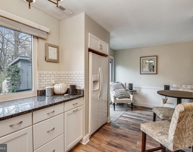 1059 Cedar Ridge Court - Photo Thumbnail 12