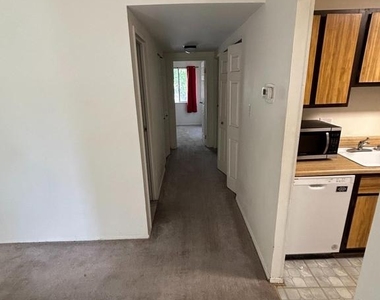354 Gatewater Court - Photo Thumbnail 8