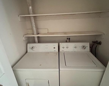 354 Gatewater Court - Photo Thumbnail 11