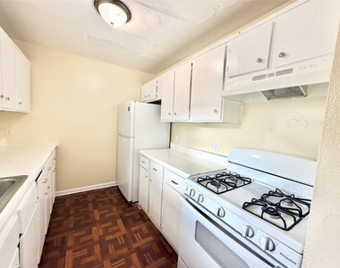 6257 Manor Rd - Photo Thumbnail 7