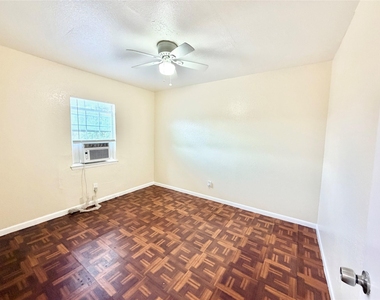 6257 Manor Rd - Photo Thumbnail 28