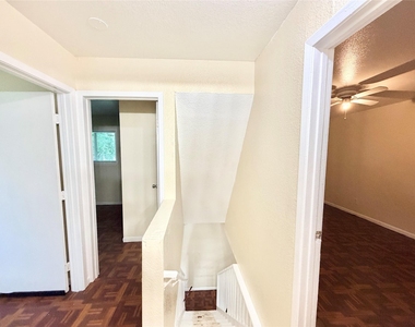 6257 Manor Rd - Photo Thumbnail 17