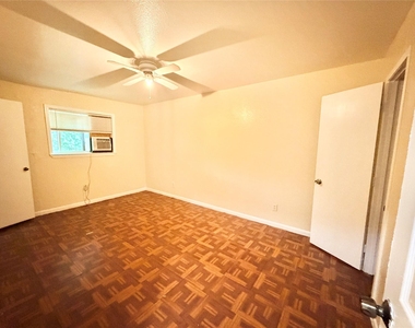 6257 Manor Rd - Photo Thumbnail 19