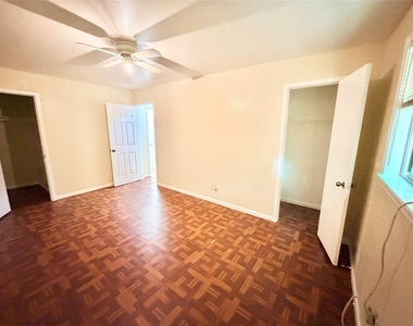 6257 Manor Rd - Photo Thumbnail 20