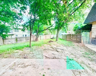 6257 Manor Rd - Photo Thumbnail 12