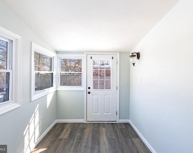 4828 Woods Wharf Road - Photo Thumbnail 3