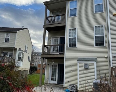 2318 Turnbridge Court - Photo Thumbnail 2