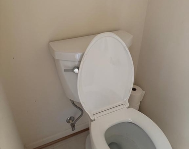 2318 Turnbridge Court - Photo Thumbnail 25
