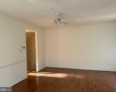 2318 Turnbridge Court - Photo Thumbnail 10
