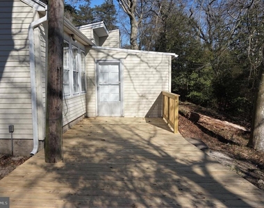 9162 Middleford Road - Photo Thumbnail 17
