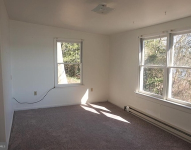 9162 Middleford Road - Photo Thumbnail 15