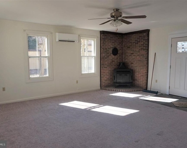 9162 Middleford Road - Photo Thumbnail 1