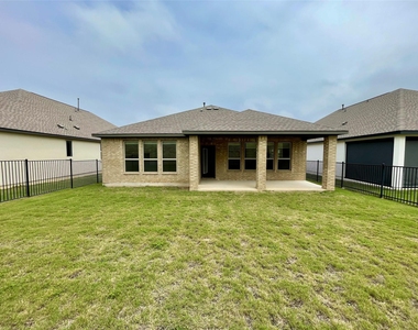1401 Brescia Walk - Photo Thumbnail 16