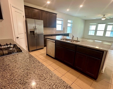 1401 Brescia Walk - Photo Thumbnail 7
