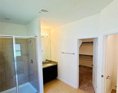 1401 Brescia Walk - Photo Thumbnail 12