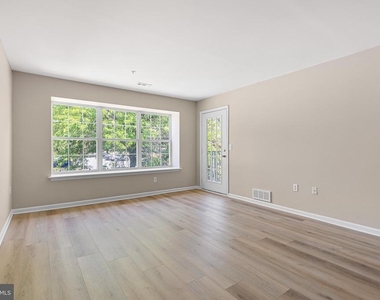 1741 Braken Avenue - Photo Thumbnail 4