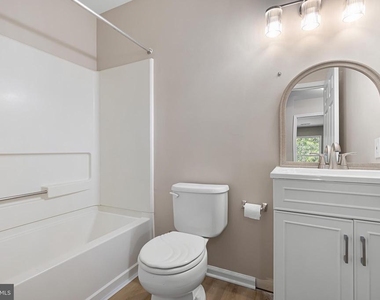 1741 Braken Avenue - Photo Thumbnail 11