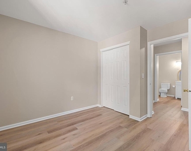 1741 Braken Avenue - Photo Thumbnail 13