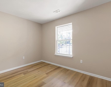 1741 Braken Avenue - Photo Thumbnail 19
