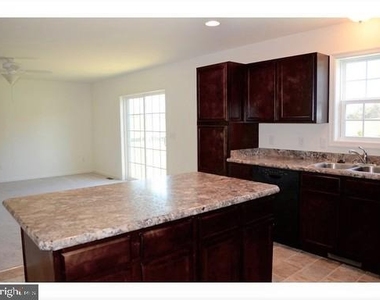 39 Riptide Court - Photo Thumbnail 4