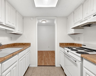 8210 Bent Tree Rd - Photo Thumbnail 10