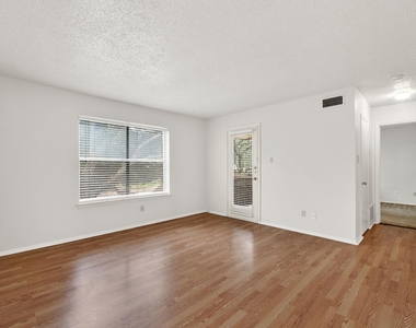 8210 Bent Tree Rd - Photo Thumbnail 3