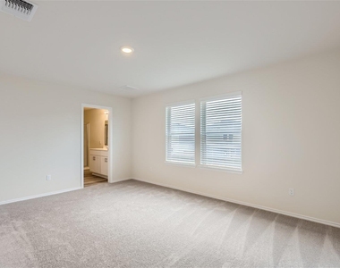 74 Pacific Loon St - Photo Thumbnail 3