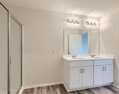 74 Pacific Loon St - Photo Thumbnail 6