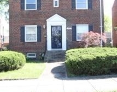1663 Webster Street Ne - Photo Thumbnail 2