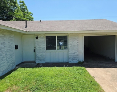 6103 Calmar Cv - Photo Thumbnail 18