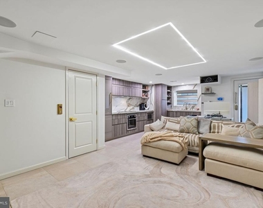 20 Rhode Island Avenue Ne - Photo Thumbnail 4