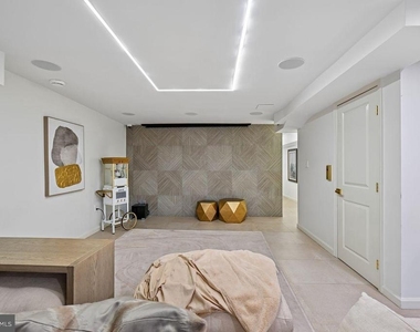 20 Rhode Island Avenue Ne - Photo Thumbnail 2