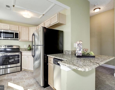 1416 Belmont Street Nw - Photo Thumbnail 11