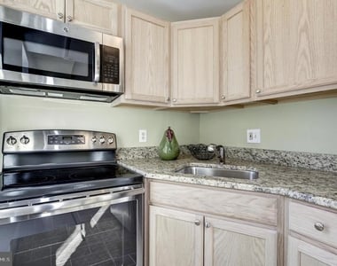 1416 Belmont Street Nw - Photo Thumbnail 12
