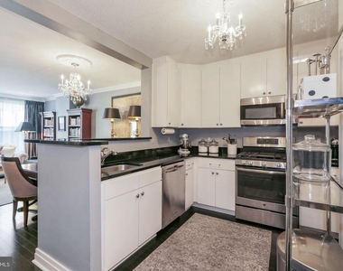 915 E Street Nw - Photo Thumbnail 8