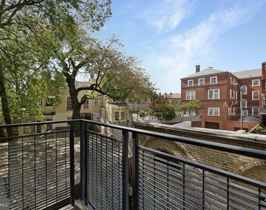 2225 California Street Nw - Photo Thumbnail 21