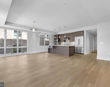 2225 California Street Nw - Photo Thumbnail 6