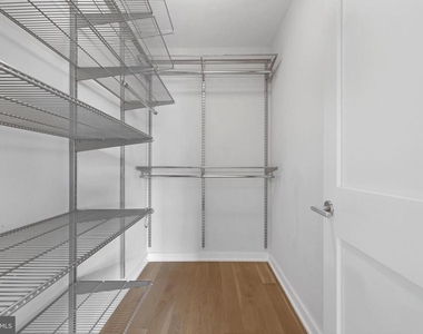 2225 California Street Nw - Photo Thumbnail 13