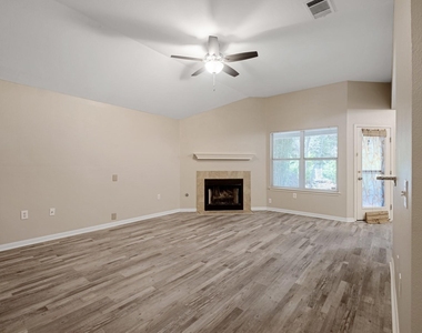 7320 Muffin Dr - Photo Thumbnail 5